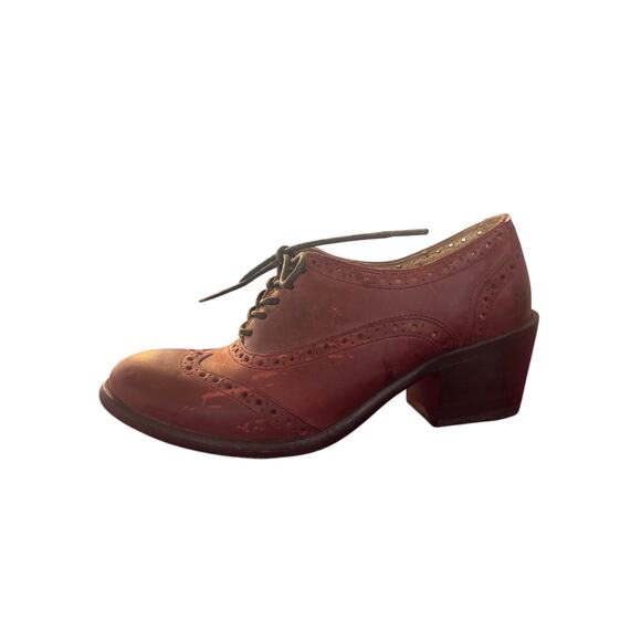 FRYE Maggie Perf Winttip Oxfords ACADEMIA WITCHY Chunky Block Heel Shoes Red 6.5 - Picture 2 of 10